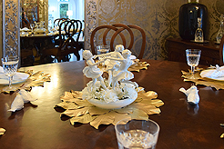 THE DECEPTIVE DINNER